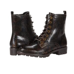 NWT! White Mountain Danvers Boots SIze 9